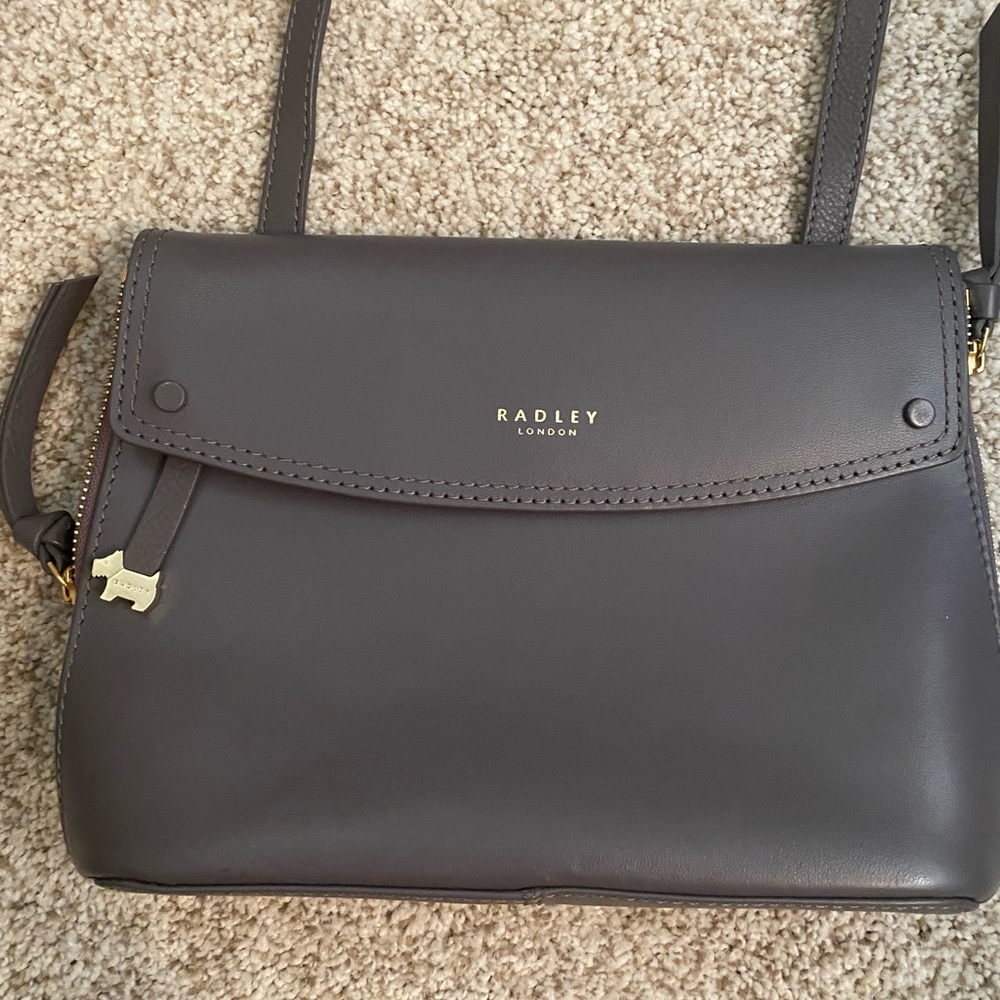 Grey leather crossbody bag